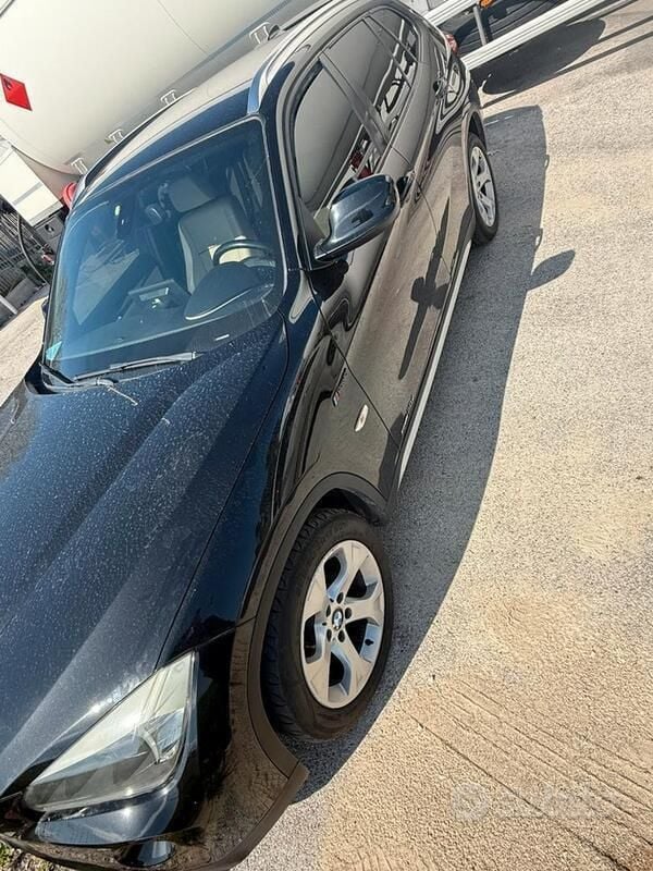 Usata BMW X1 177 CV (130 kW) 2011 Nero SUV