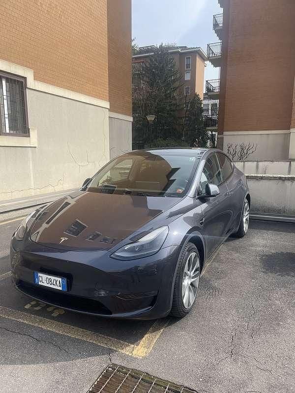 Usata Tesla Model Y Performance 178 kW (243 CV) 2022 Grigio SUV