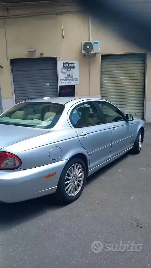 Usata Jaguar X-type 131 CV (96 kW) 2008 Grigio Berlina