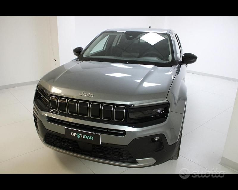 Usata Jeep Avenger Summit 101 CV (74 kW) 2025 Grigio SUV