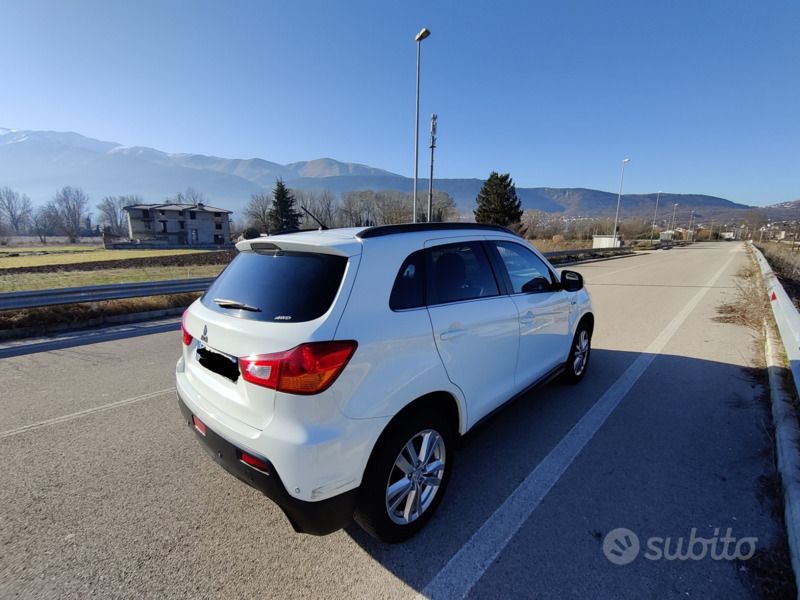 Usata Mitsubishi ASX Intense 150 CV (110 kW) 2011 Bianco SUV