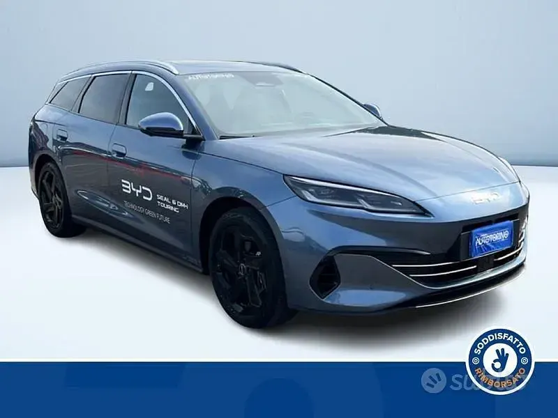 Usata BYD Seal Comfort 212 CV (155 kW) 2025 Blu Station wagon