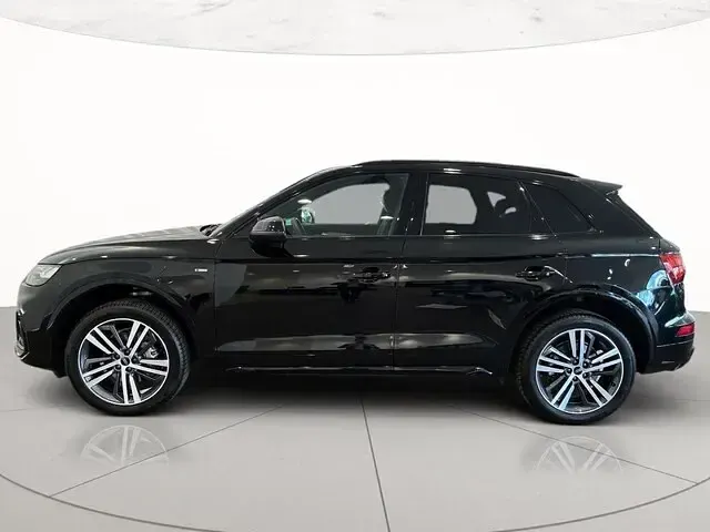 Usata Audi Q5 S-line plus 204 CV (150 kW) 2024 Nero mito metallizzato SUV