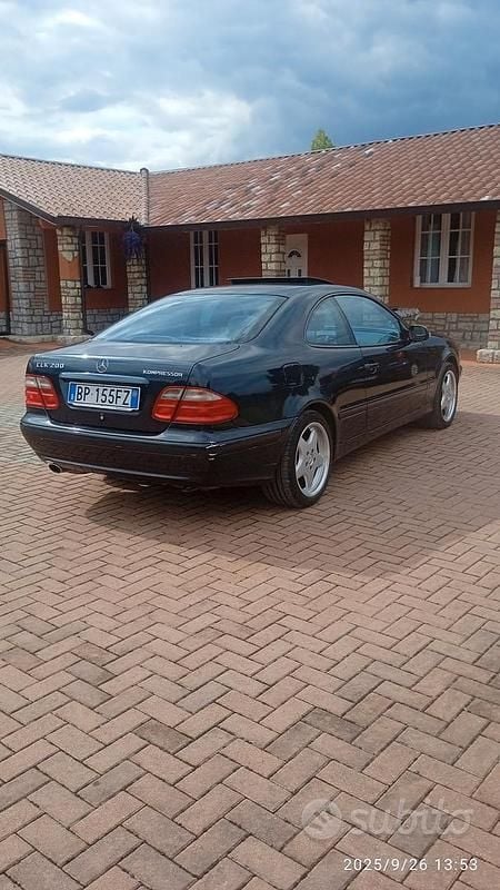 Usata Mercedes CLK200 Avantgarde 192 CV (141 kW) 2000 Blu Coupé