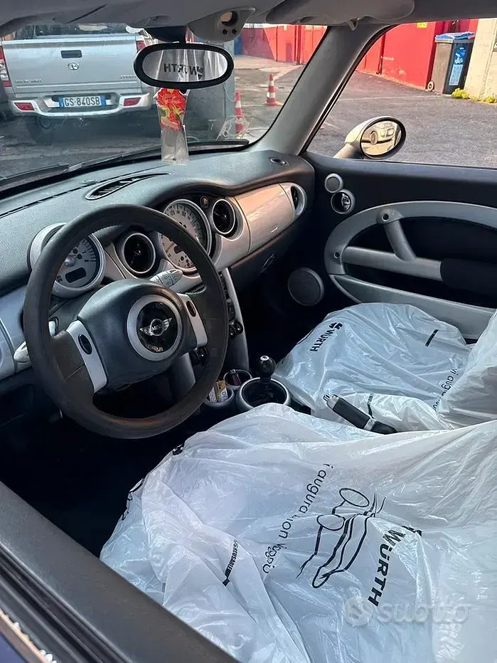 Usata Mini Cooper 116 CV (85 kW) 2003 Bluazzurro Utilitaria