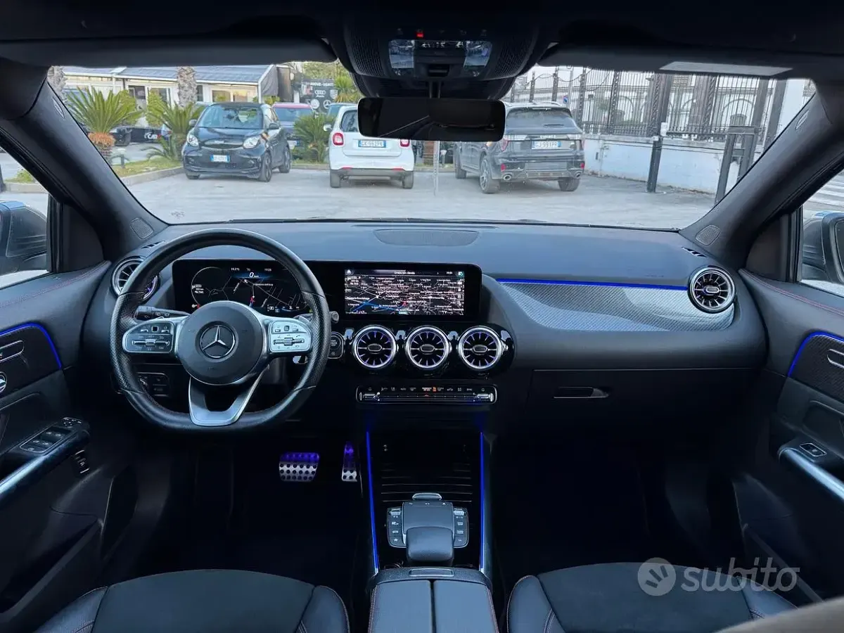 Usata Mercedes GLA200 Premium Plus 150 CV (110 kW) 2021 Grigio SUV