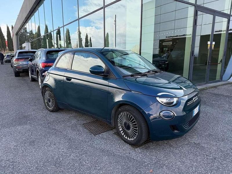 Usata Fiat 500e La Prima 42 kW (58 CV) 2021 Utilitaria
