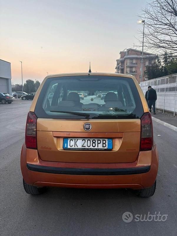 Usata Fiat Idea 70 CV (51 kW) 2003 Monovolume