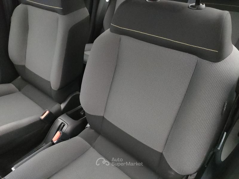 Usata Citroën C3 PureTech 110 CV (80 kW) 2022 Argento Utilitaria