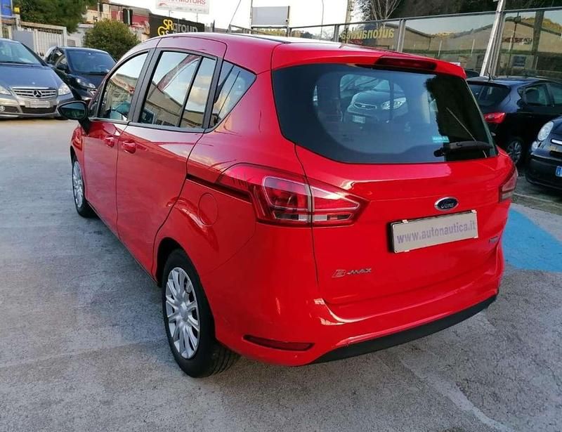 Usata Ford B-MAX 101 CV (74 kW) 2017 Rosso Monovolume