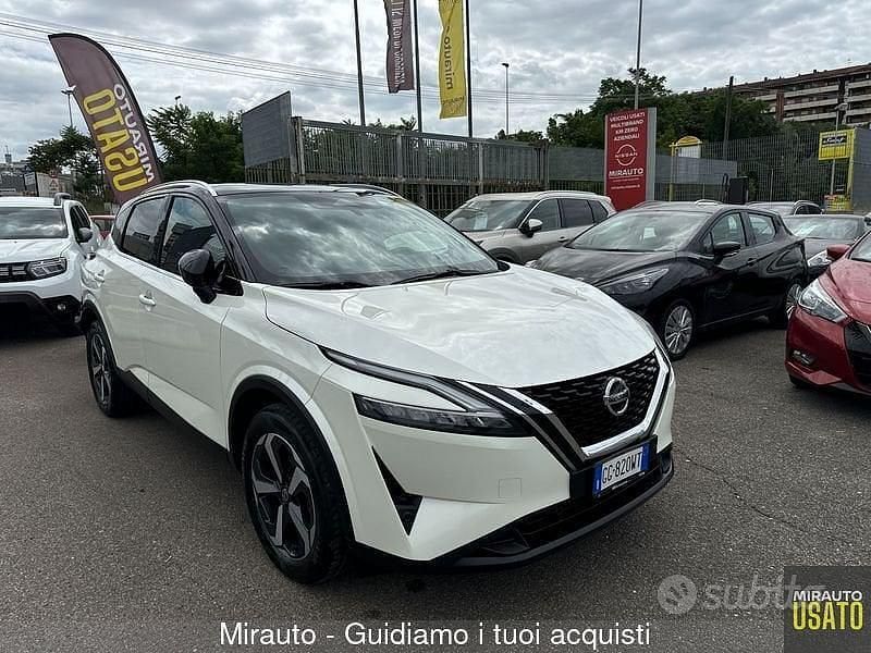 Bianco Usata 2021 Nissan Qashqai N-Connecta SUV | 22.400 € (Buon prezzo) - Immagine 1/4