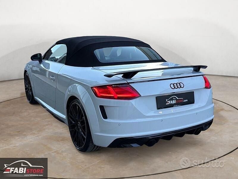 Usata Audi TT Roadster Ambiente 245 CV (180 kW) 2021 Bianco Cabrio