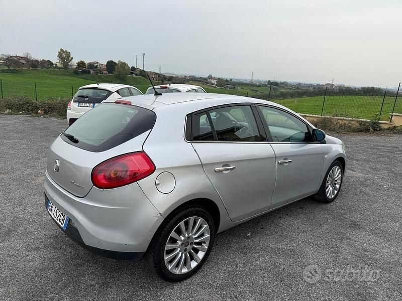Usata Fiat Bravo Dynamic 120 CV (88 kW) 2012 Grigio Utilitaria