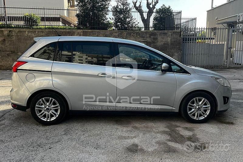 Begagnad Ford C-MAX Titanium 115 HK (84 kW) 2014 Grå Minibuss