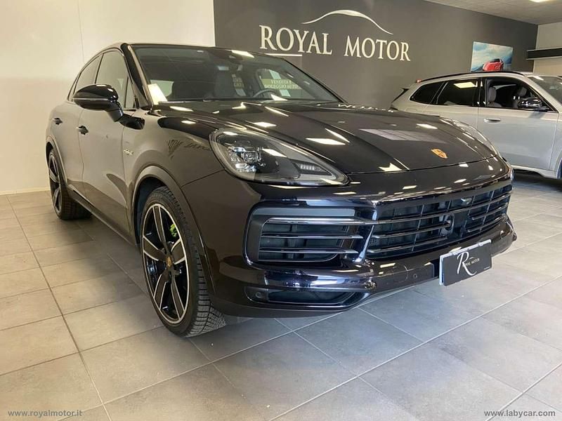 Usata Porsche Cayenne 462 CV (339 kW) 2021 Nero SUV