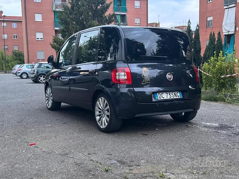 Usata Fiat Multipla 120 CV (88 kW) 2006 Nero Monovolume