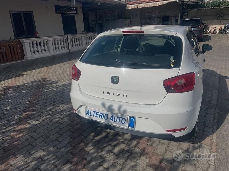 Occasion Seat Ibiza Style 75 PK (55 kW) 2013 Wit Sedan