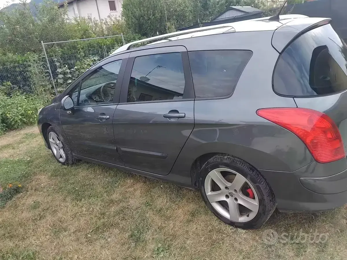 Usata Peugeot 308 109 CV (80 kW) 2009 Grigio Station wagon