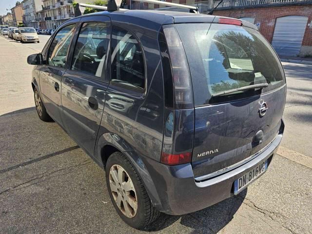 Usata Opel Meriva Club 104 CV (76 kW) 2008 Grigio scuro metallizzato Monovolume