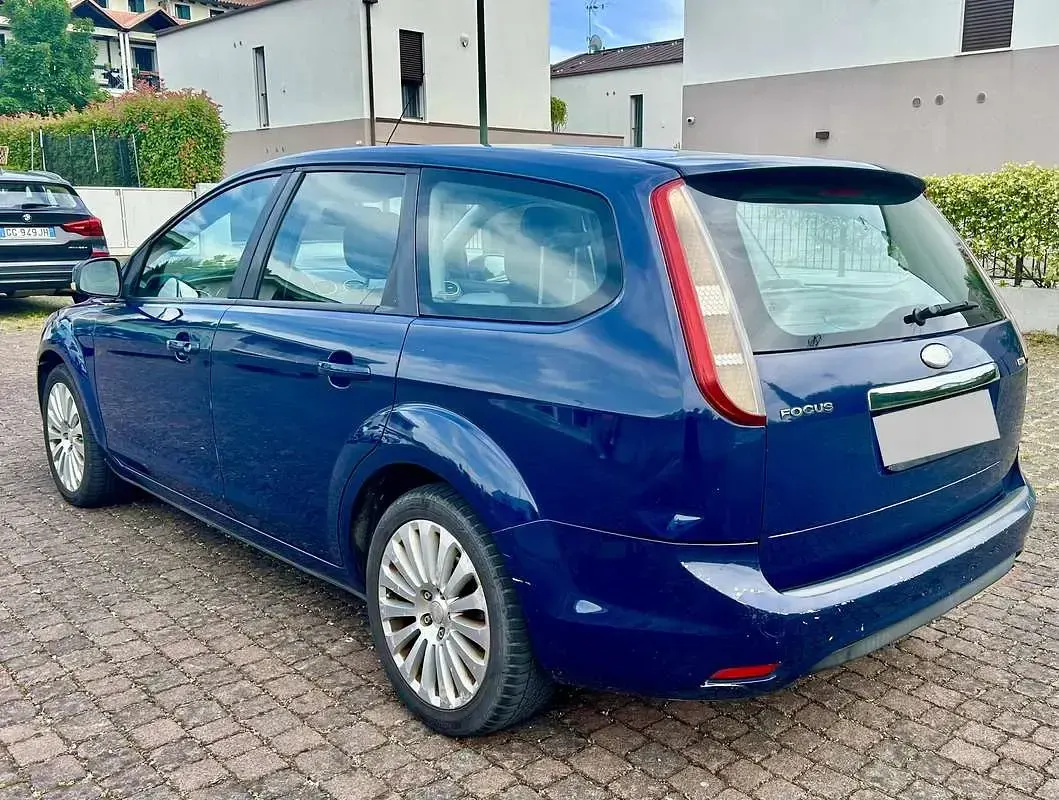 Usata Ford Focus Style 90 CV (66 kW) 2009 Station wagon