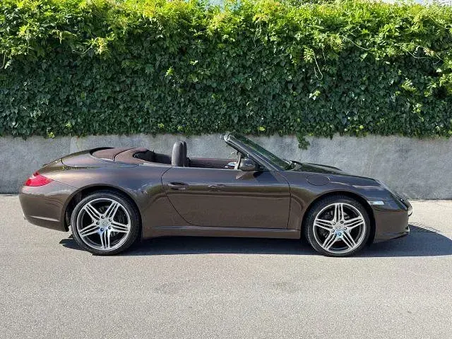 Usata Porsche 911 Carrera Cabriolet 345 CV (253 kW) 2008 Marrone Cabrio