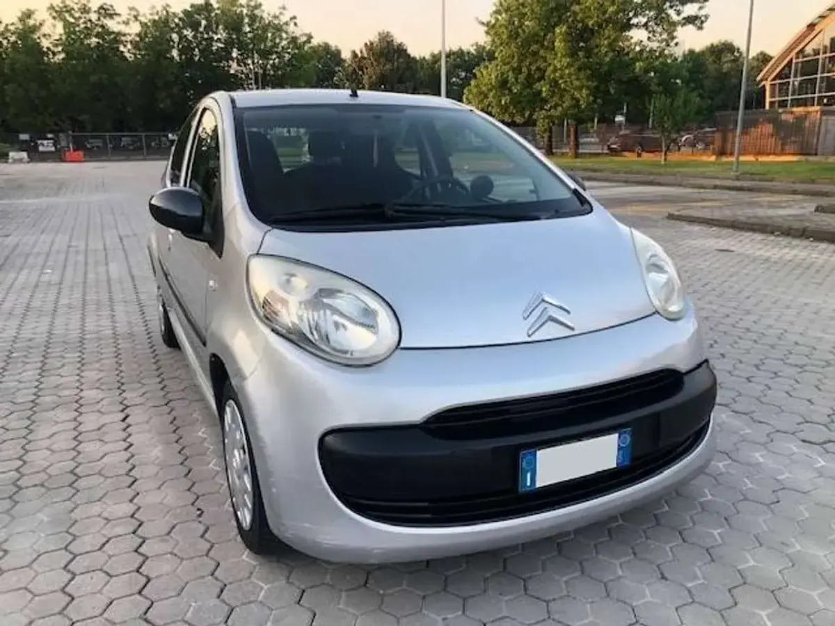 Usata Citroën C1 68 CV (50 kW) 2008 Argento Utilitaria