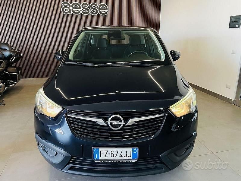 Usata Opel Crossland X Innovation 102 CV (75 kW) 2019 Nero SUV
