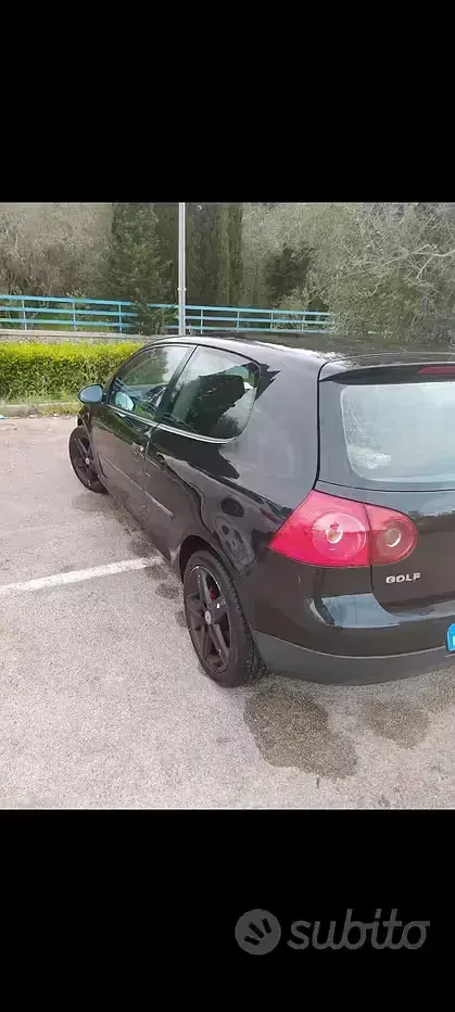 Usata VW Golf IV 105 CV (77 kW) 2004 Nero Station wagon