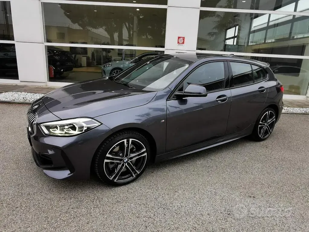 Usata BMW 120 M Sport 190 CV (139 kW) 2020 Grigio Utilitaria