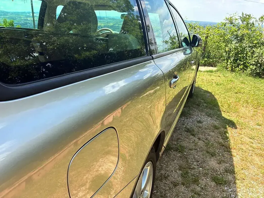 Usata Volvo V70 Kinetic 163 CV (119 kW) 2008 Grigio Station wagon