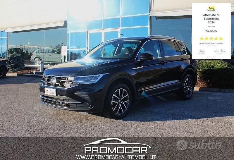 Usata VW Tiguan Life 150 CV (110 kW) 2021 Nero SUV