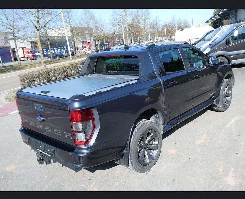 Usata Ford LTD Limited 213 CV (156 kW) 2022 Grigio SUV