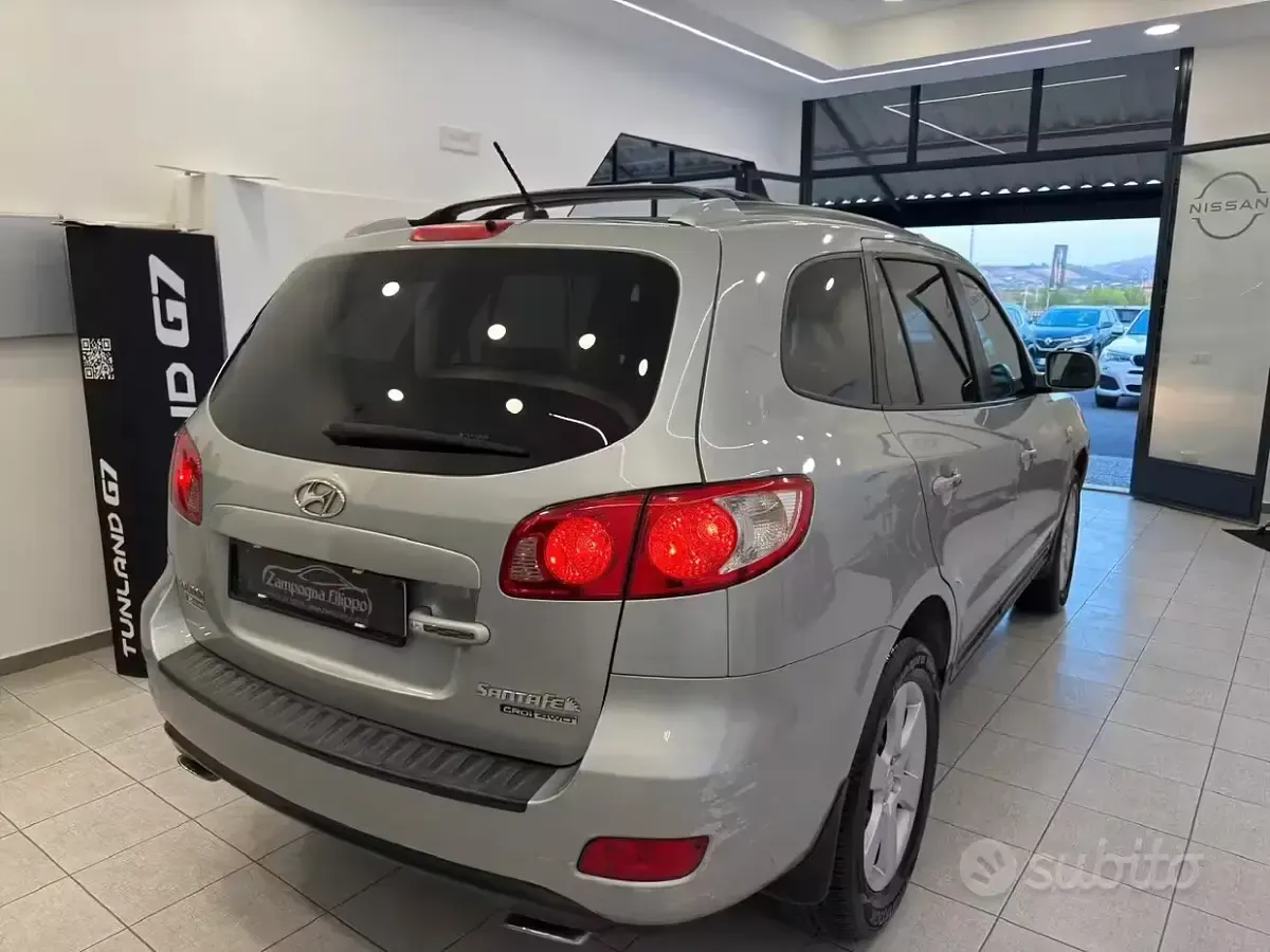Usata Hyundai Santa Fe Dynamiq 155 CV (114 kW) 2009 Grigio SUV