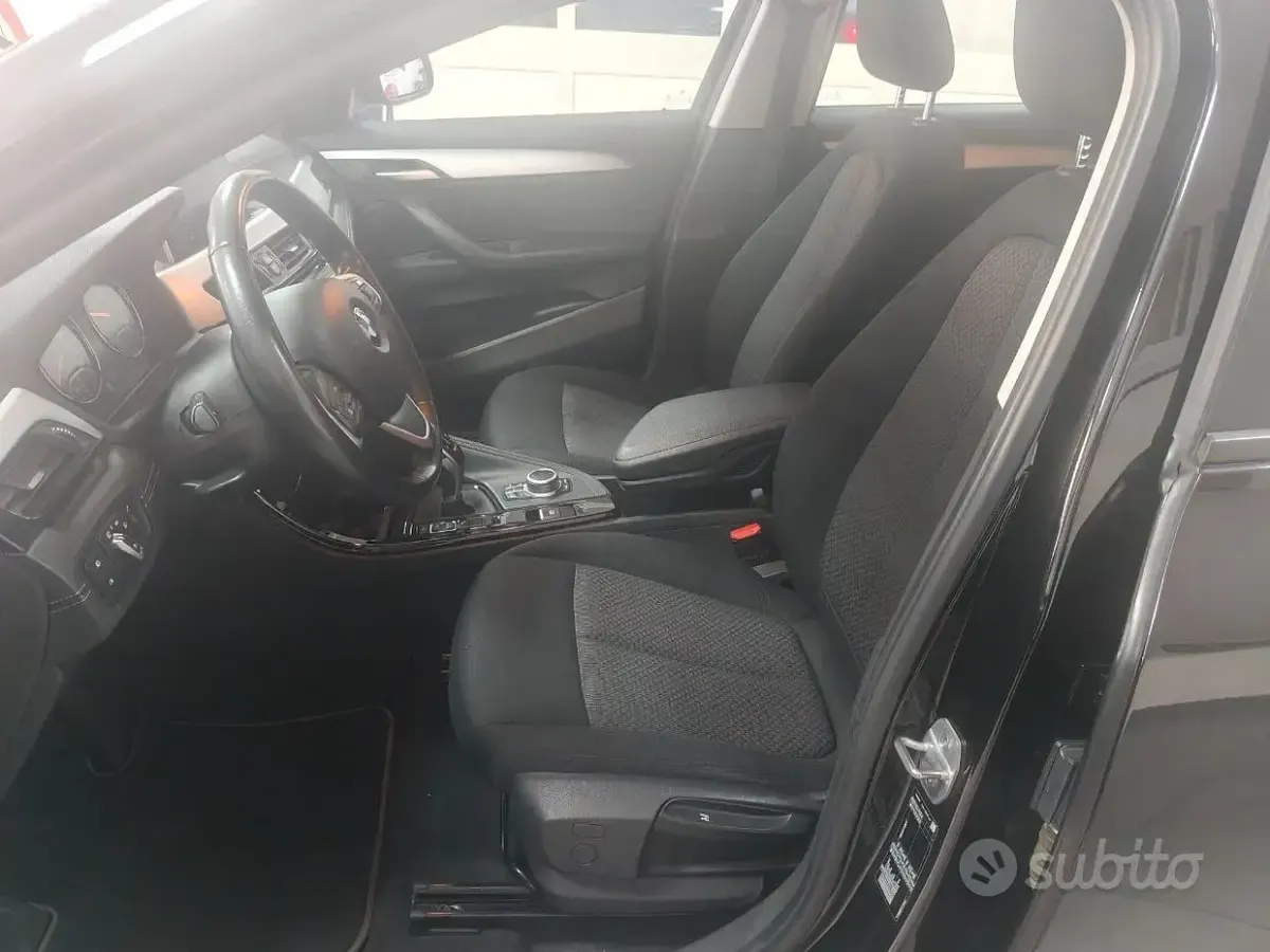 Usata BMW X2 Advantage 116 CV (85 kW) 2019 Nero SUV