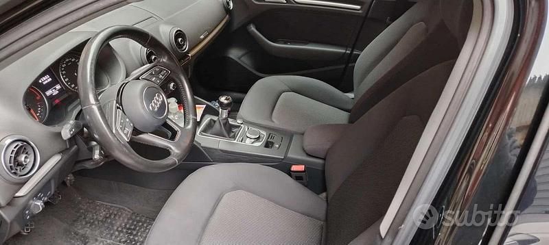 Nero Usata 2017 Audi A3 Sportback Due volumi | 11.900 € - Immagine 1/4