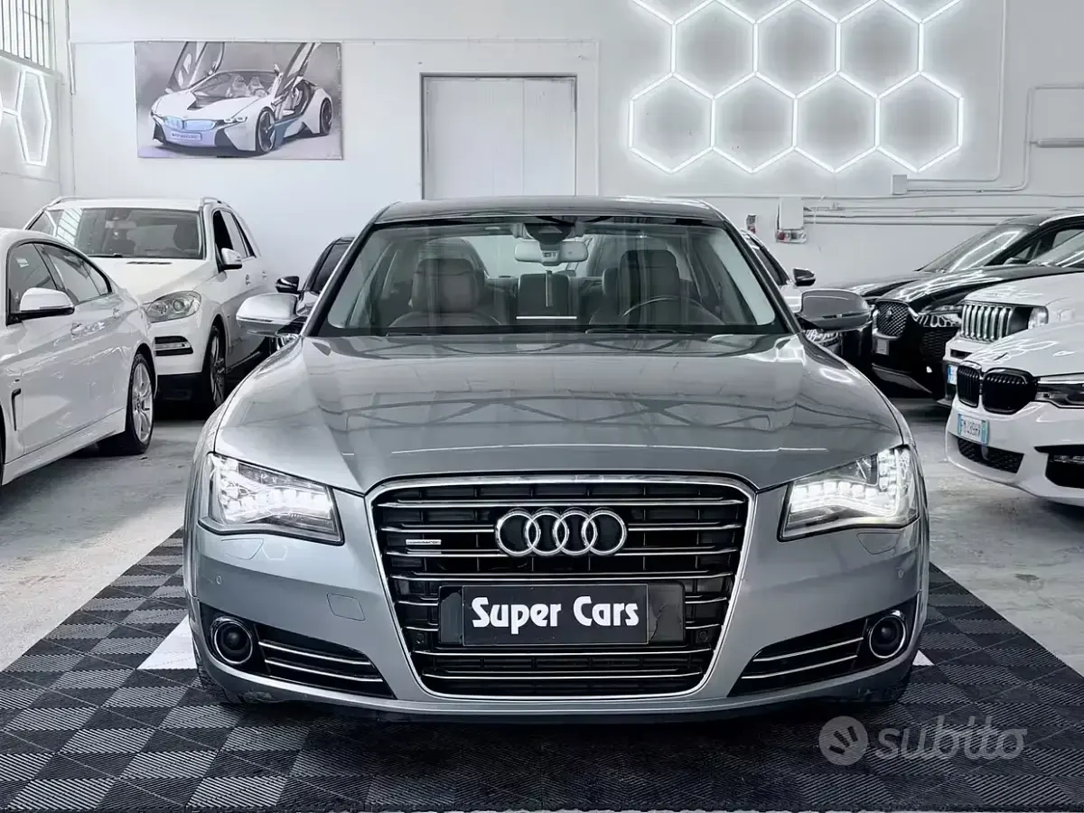 Usata Audi A8 250 CV (183 kW) 2011 Grigio Berlina