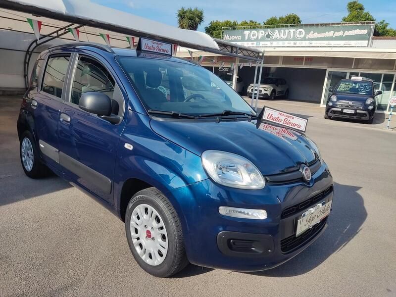 Blu Usata 2017 Fiat Panda Easy Due volumi | 8800 € (Buon prezzo) - Immagine 1/4
