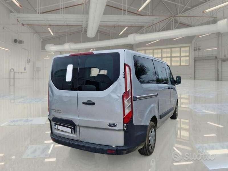 Usata Ford Transit Custom 125 CV (91 kW) 2018 Grigio Furgone