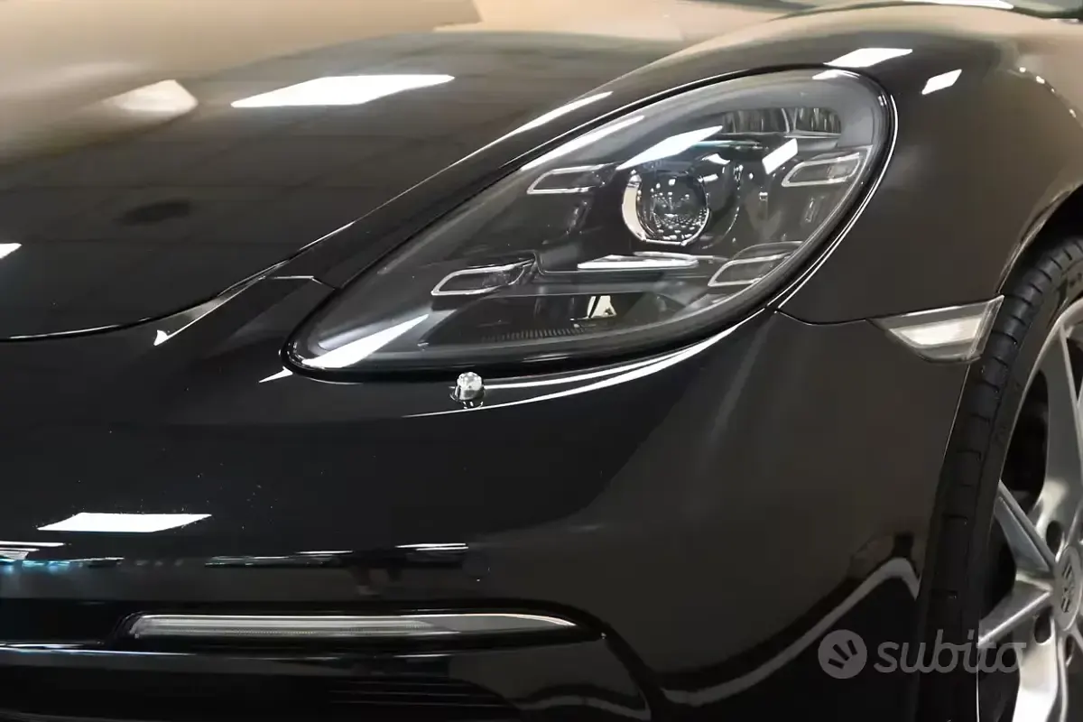 Usata Porsche 718 299 CV (219 kW) 2020 Nero Cabrio