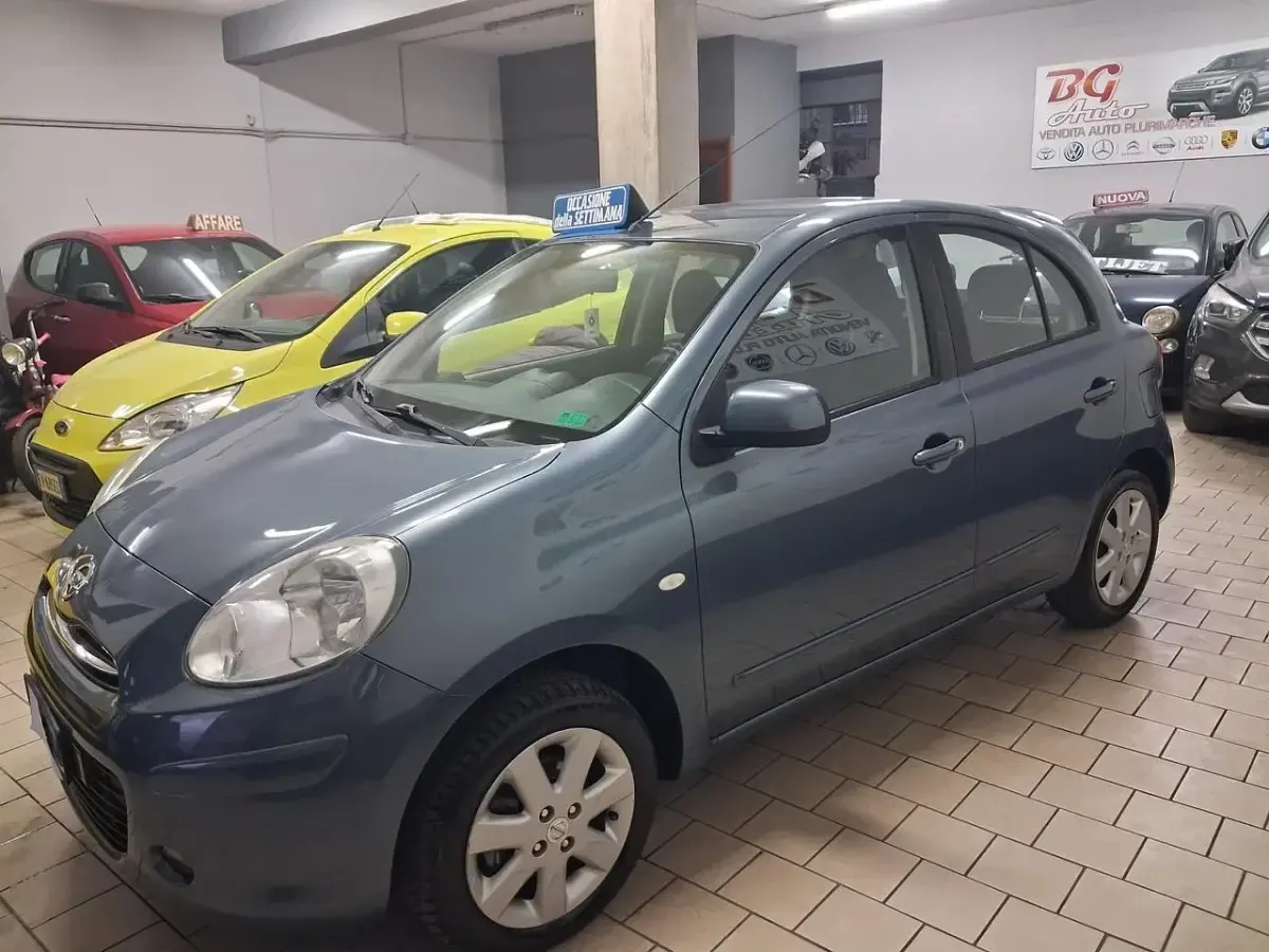 Usata Nissan Micra 80 CV (58 kW) 2012 Grigio Utilitaria