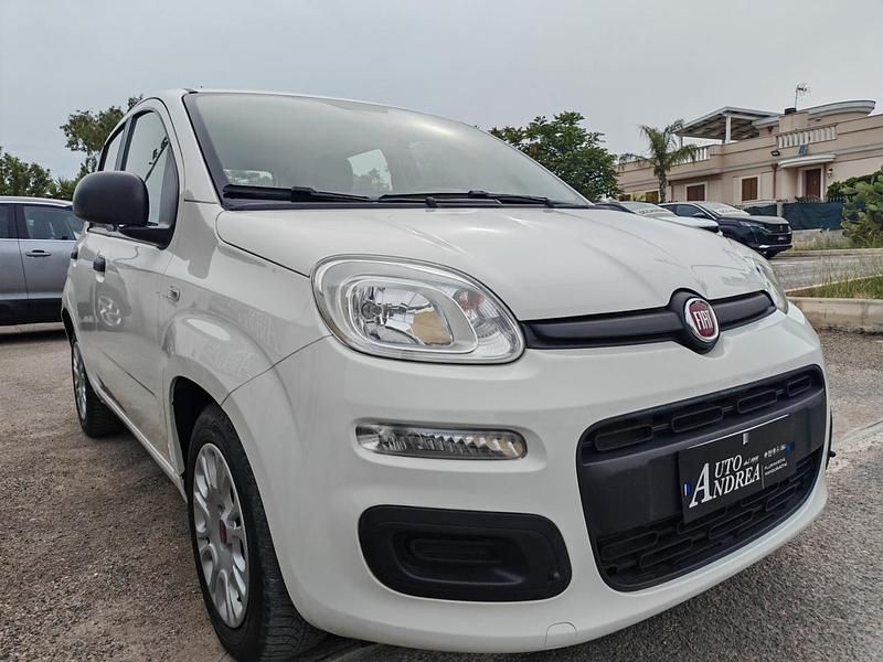 Usata Fiat Panda 69 CV (50 kW) 2022 Bianco Berlina