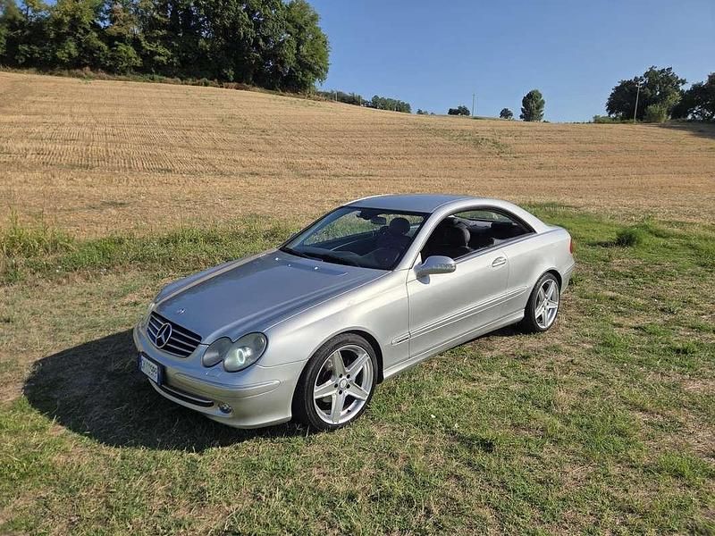 Usata Mercedes CLK270 Avantgarde 170 CV (125 kW) 2006 Coupé