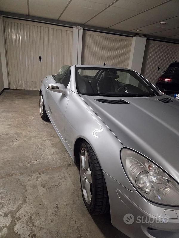 Usata Mercedes SLK200 Chrome 163 CV (119 kW) 2006 Grigio Cabrio