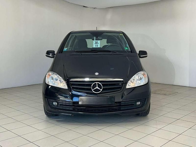 Usata Mercedes A180 Executive 109 CV (80 kW) 2012 Nero Monovolume