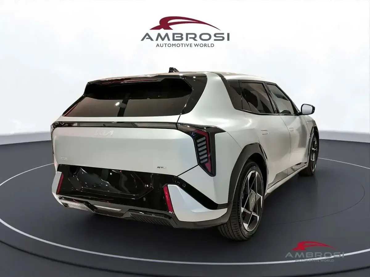 Nuova Kia EV4 GT-Line 150 kW (204 CV) 2026 Argento Utilitaria