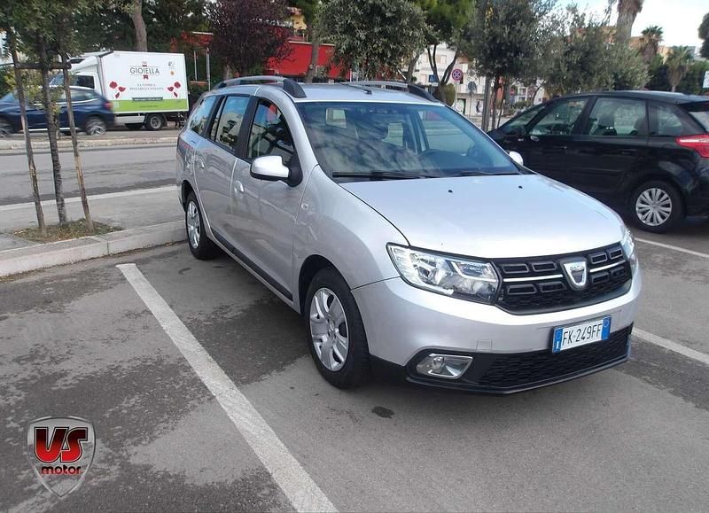 Usata Dacia Logan MCV Lauréate 90 CV (66 kW) 2017 Argento Station wagon