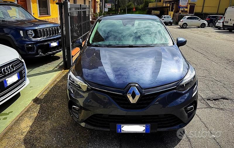 Usata Renault Clio V Evolution 100 CV (73 kW) 2022 Grigio Berlina