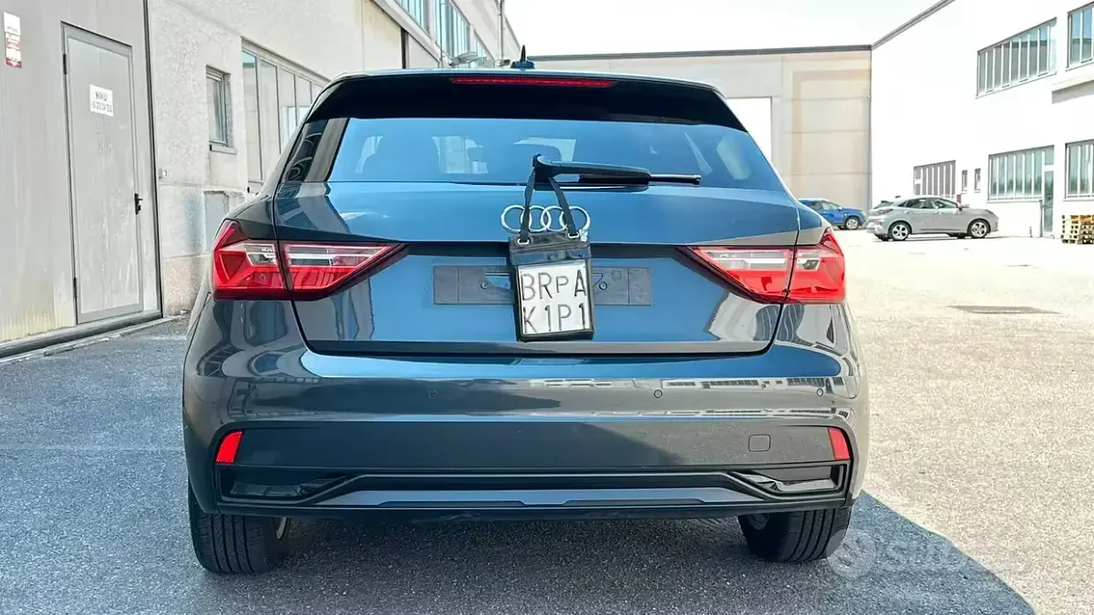 Usata Audi A1 95 CV (69 kW) 2020 Grigio SUV