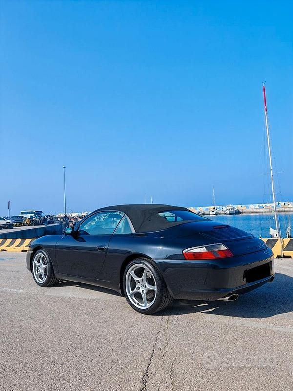 Usata Porsche 911 Carrera Cabriolet 320 CV (235 kW) 2002 Nero Cabrio