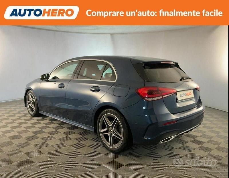 Usata Mercedes A200 Premium 149 CV (109 kW) 2021 Blu Berlina